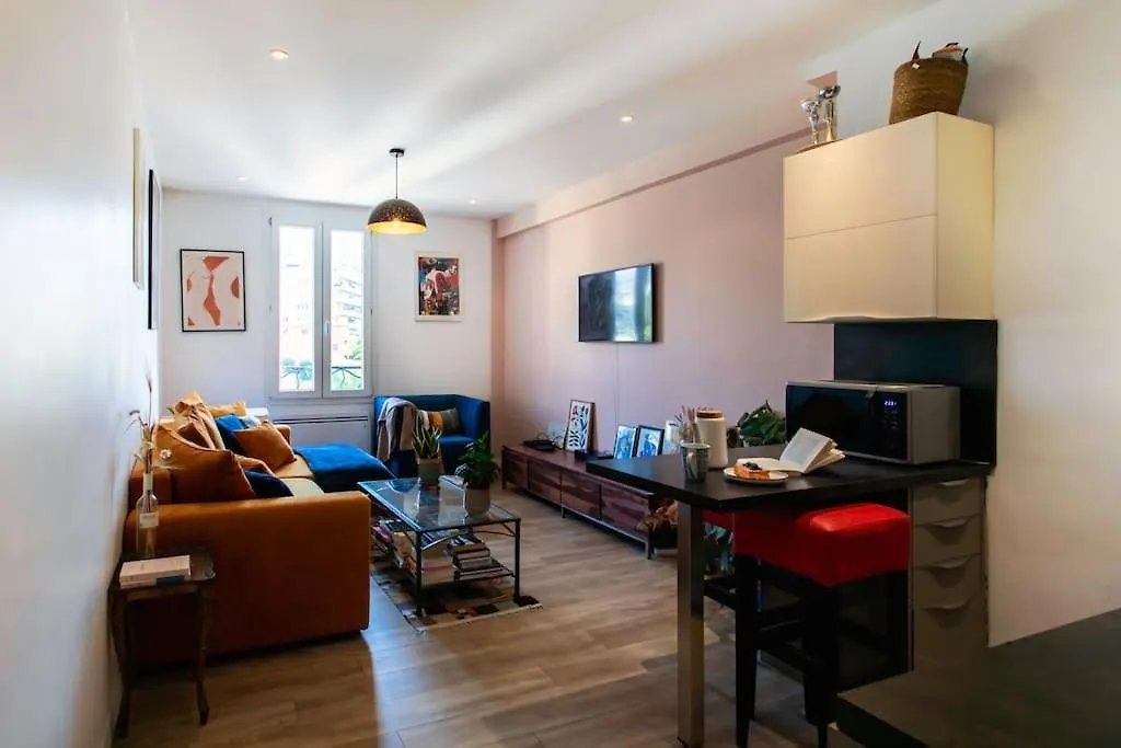 Appartamento L58 Port Suite 2 Bdrs 5Mins Old Town & Beach Tram Nizza